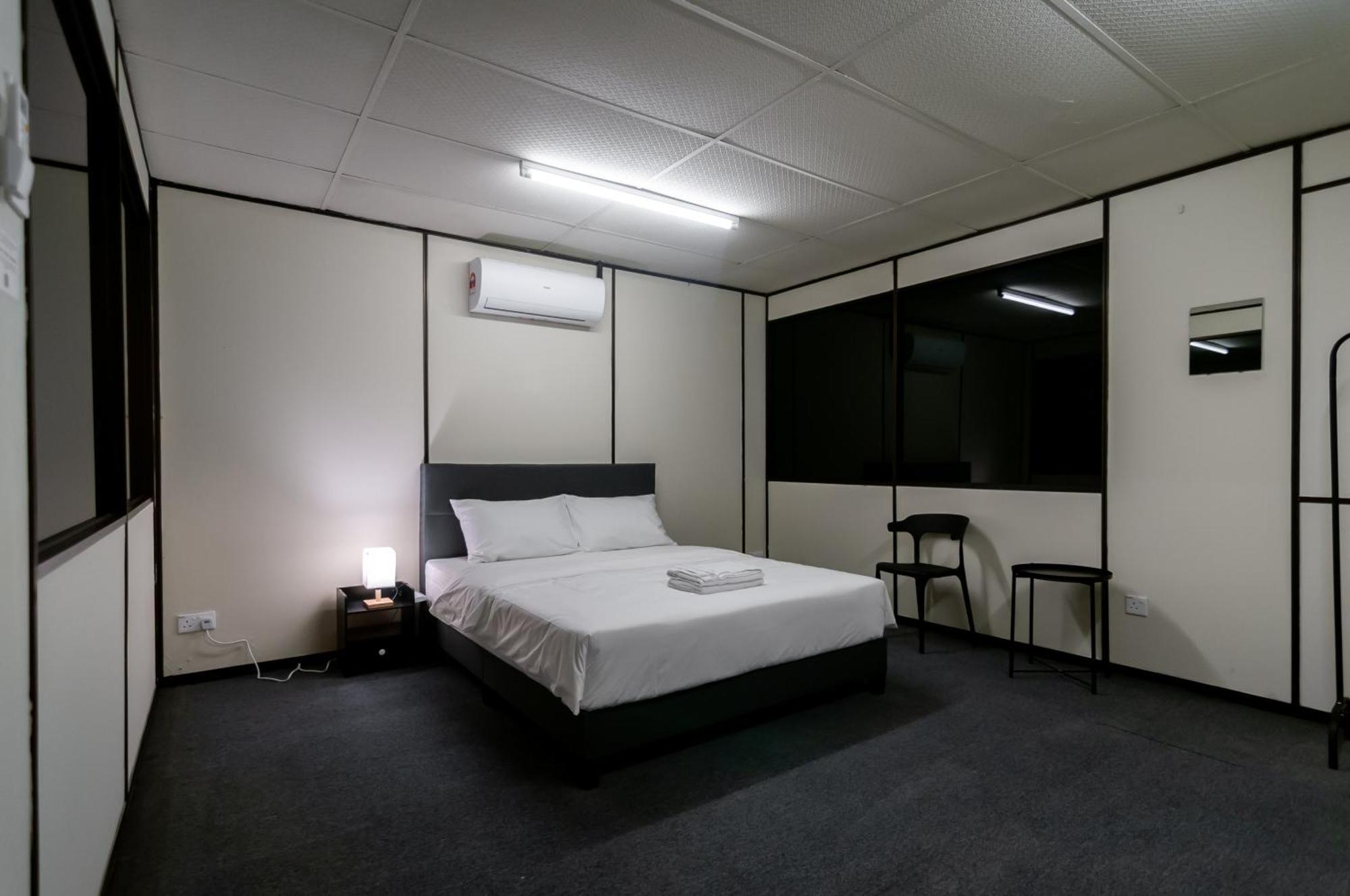 Aayu Beach St George Town Penang Екстериор снимка