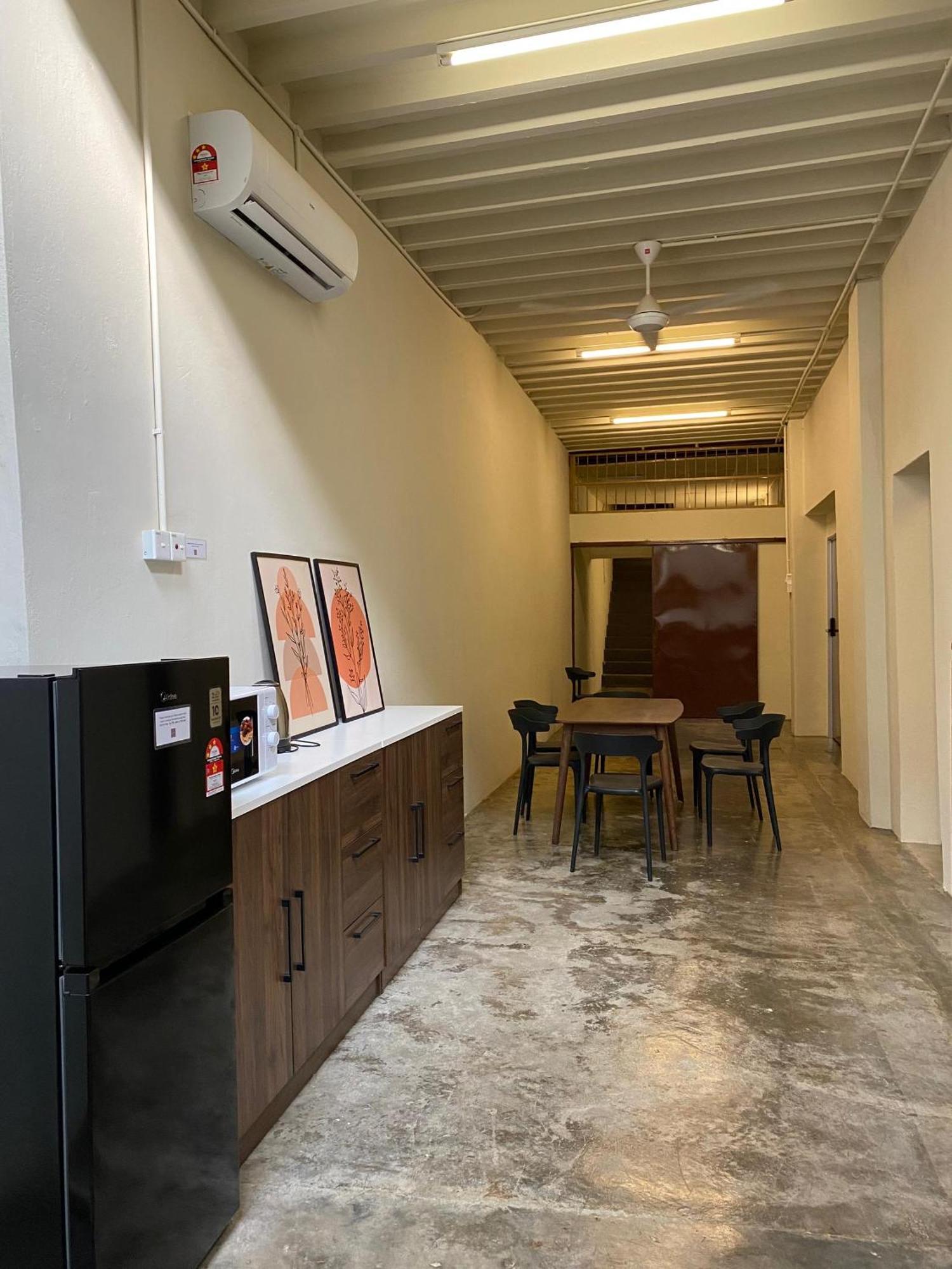 Aayu Beach St George Town Penang Екстериор снимка
